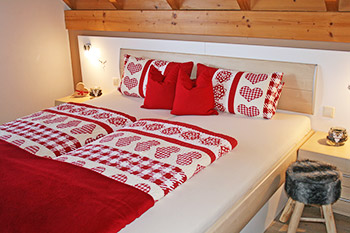 1. Schlafzimmer mit Doppelbett